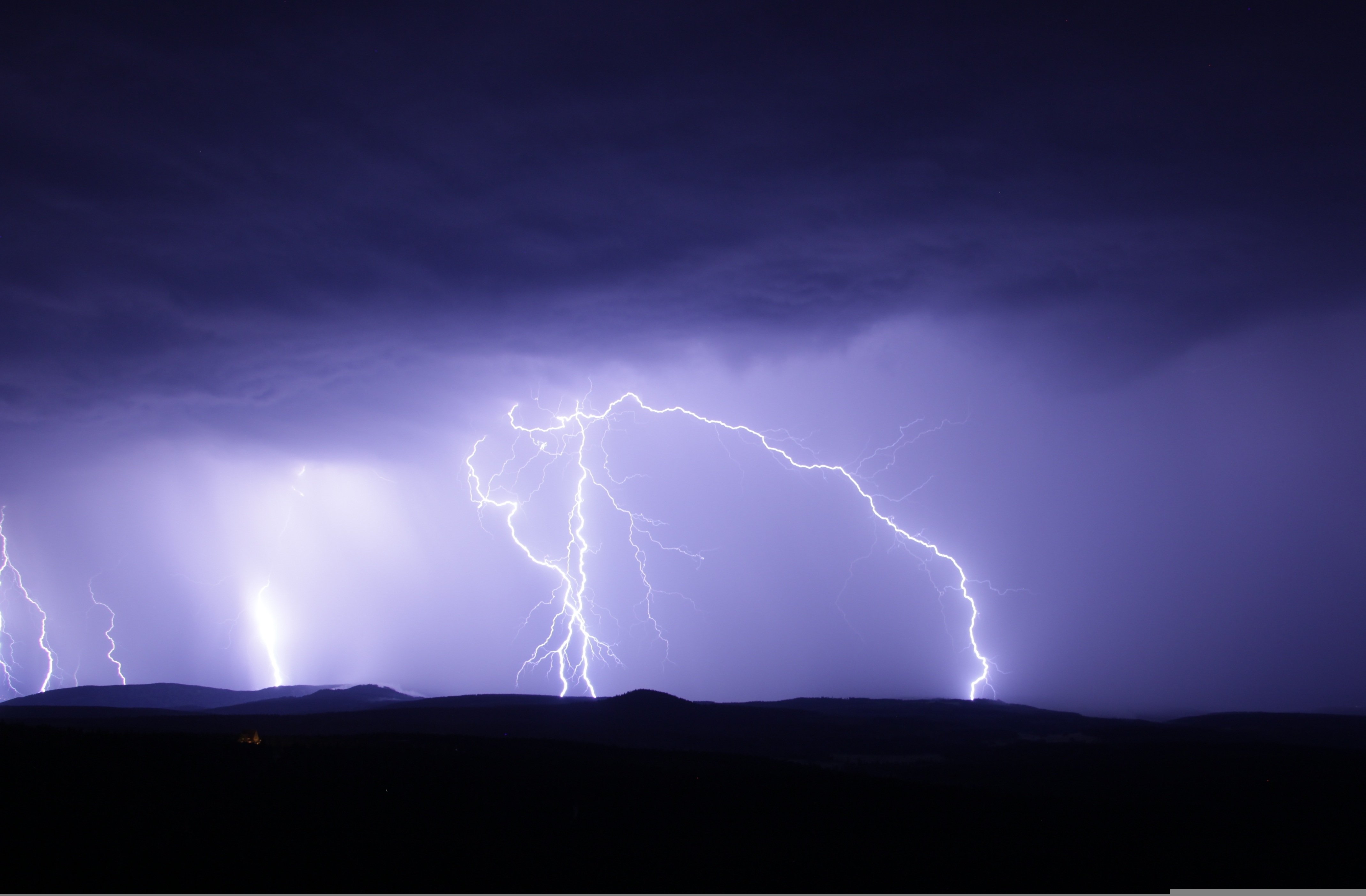 La Tormenta Perfecta: Tres Fuerzas que Convirtieron al Factor Humano en Tu Mayor Vulnerabilidad en 2025